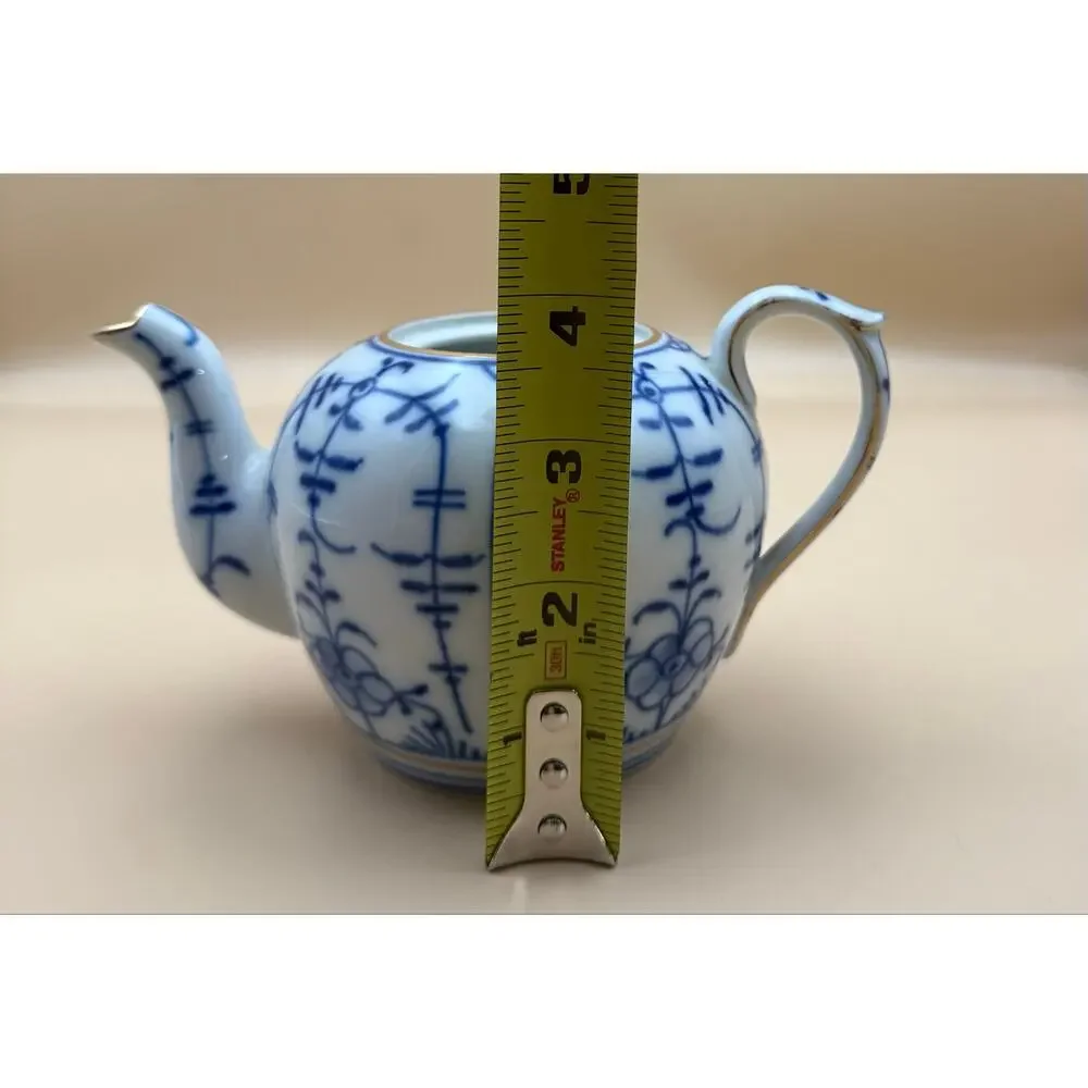 Vintage Thomas Bavaria Germany Blue Onion Porcelain Teapot 4.5” Spout Chip